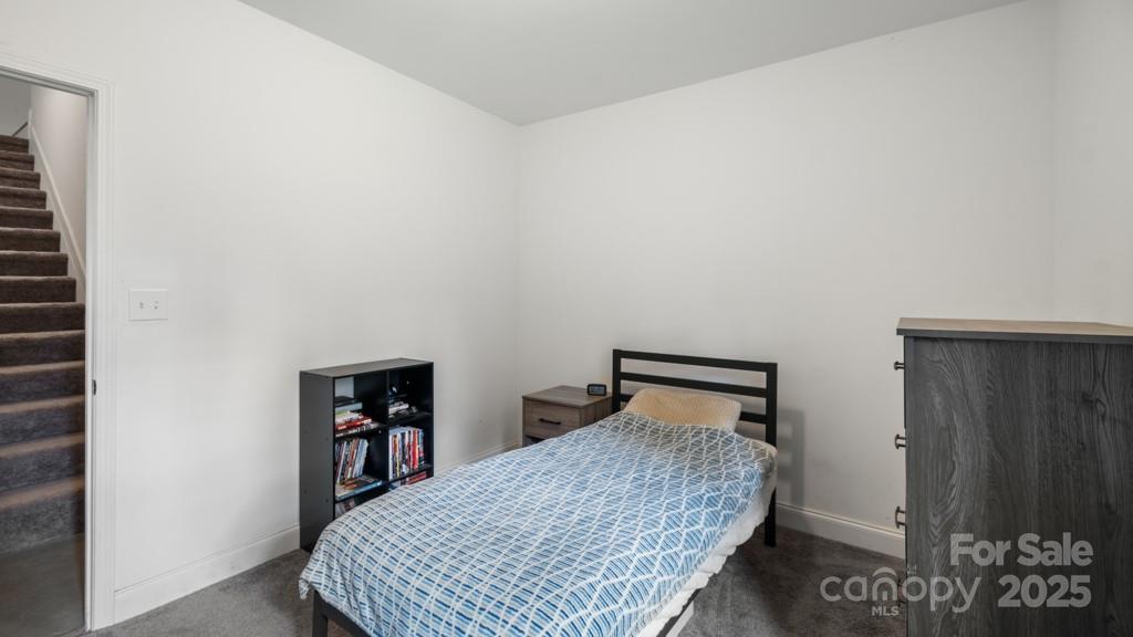 826 Country Lane Property Photo 41