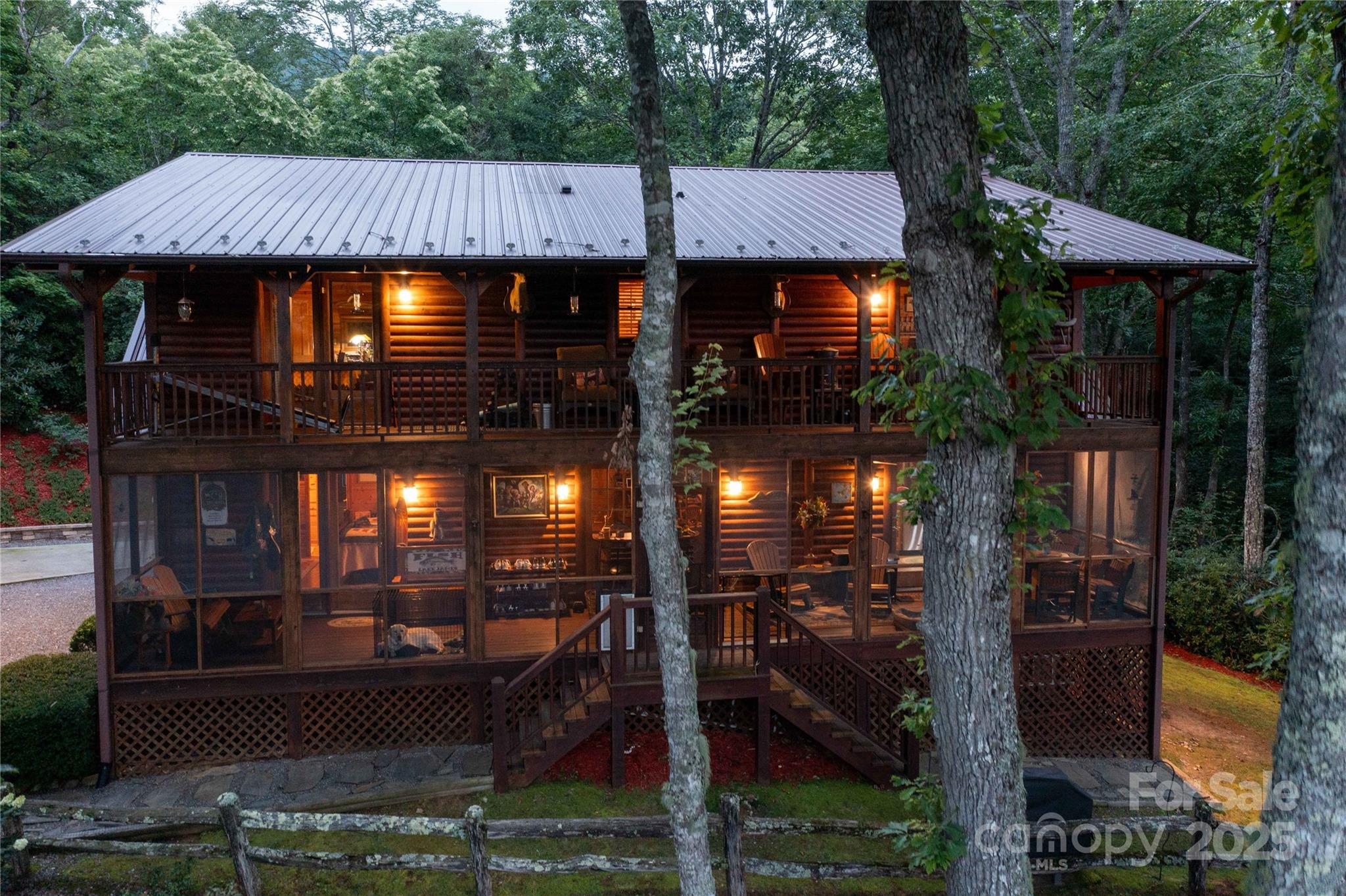 238 Falling Water Drive Property Photo 2