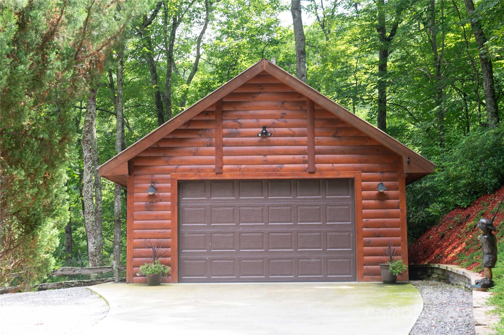 238 Falling Water Drive Property Photo 45