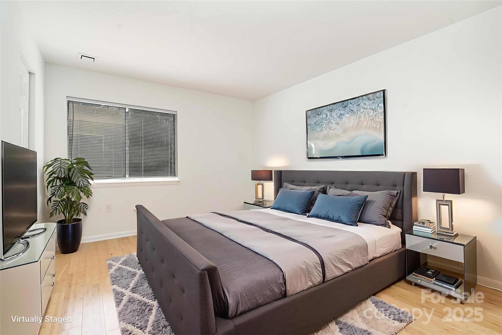 4900 Spring Lake Drive D Property Photo 14