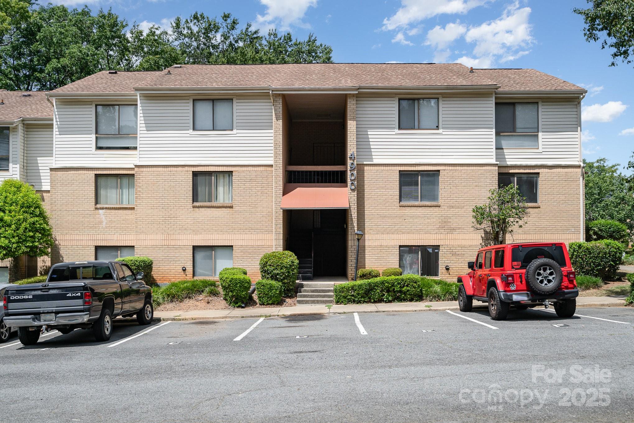 4900 Spring Lake Drive D Property Photo 26