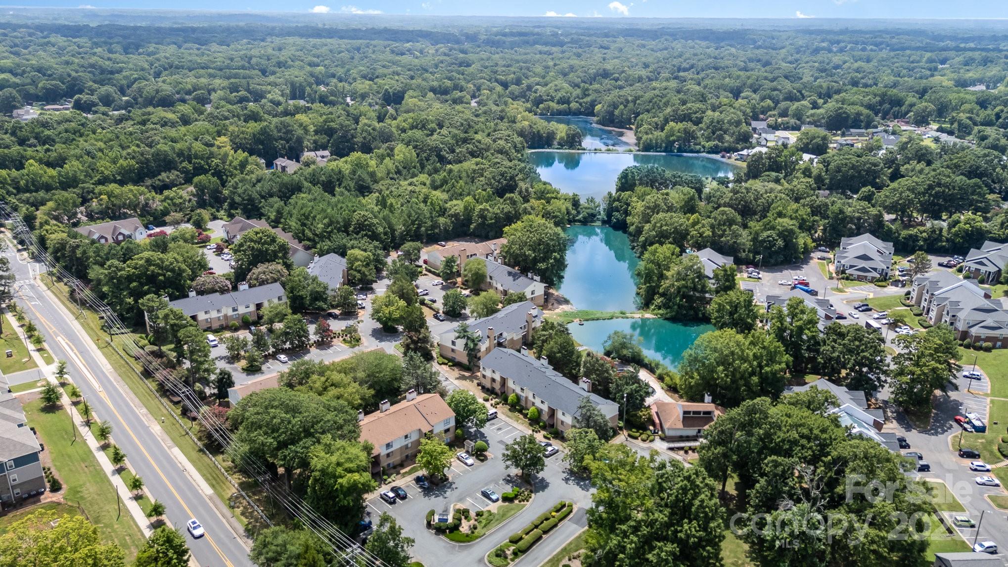 4900 Spring Lake Drive D Property Photo 27