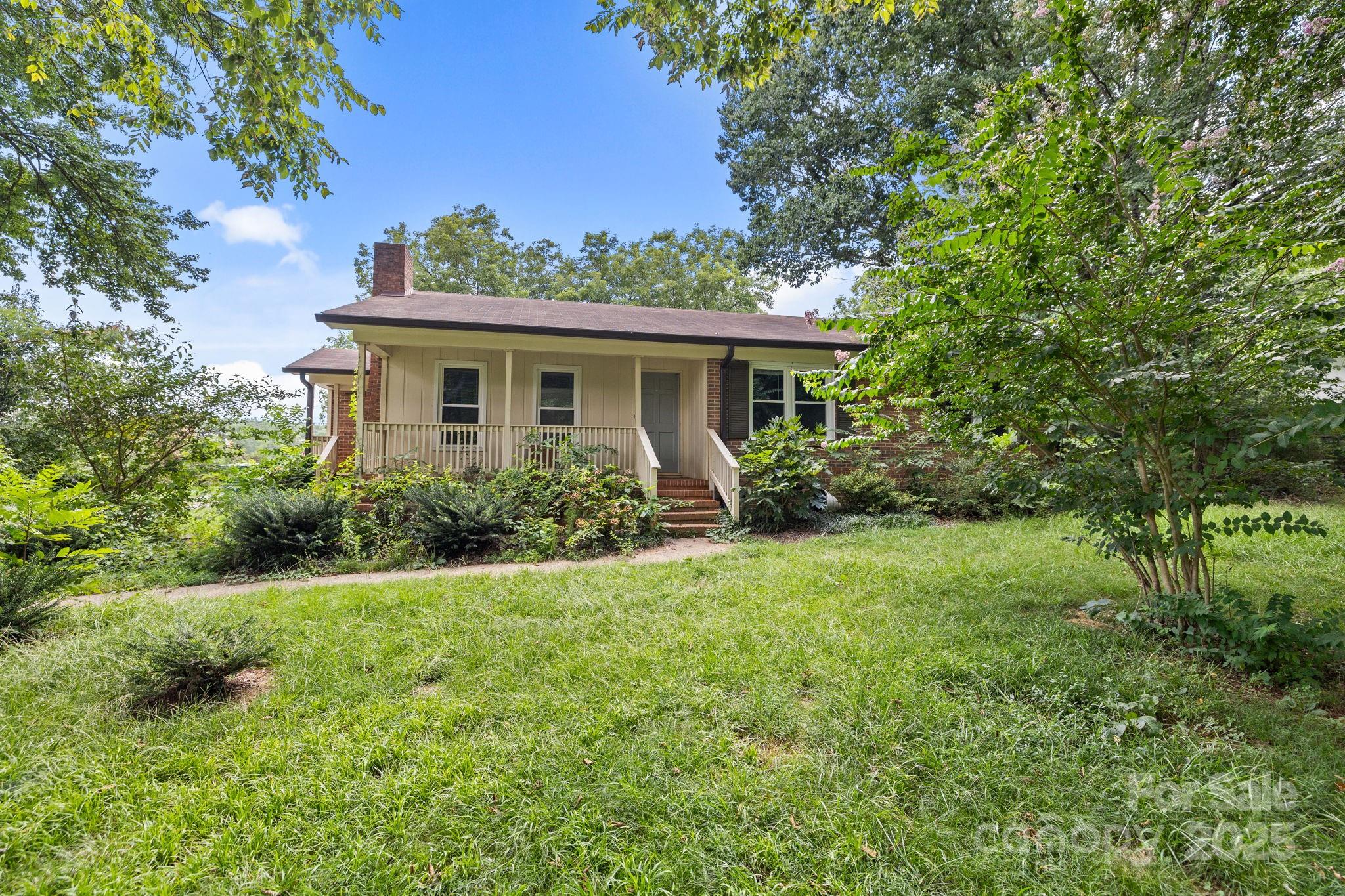 8321 Starnes Randall Road Property Photo 2