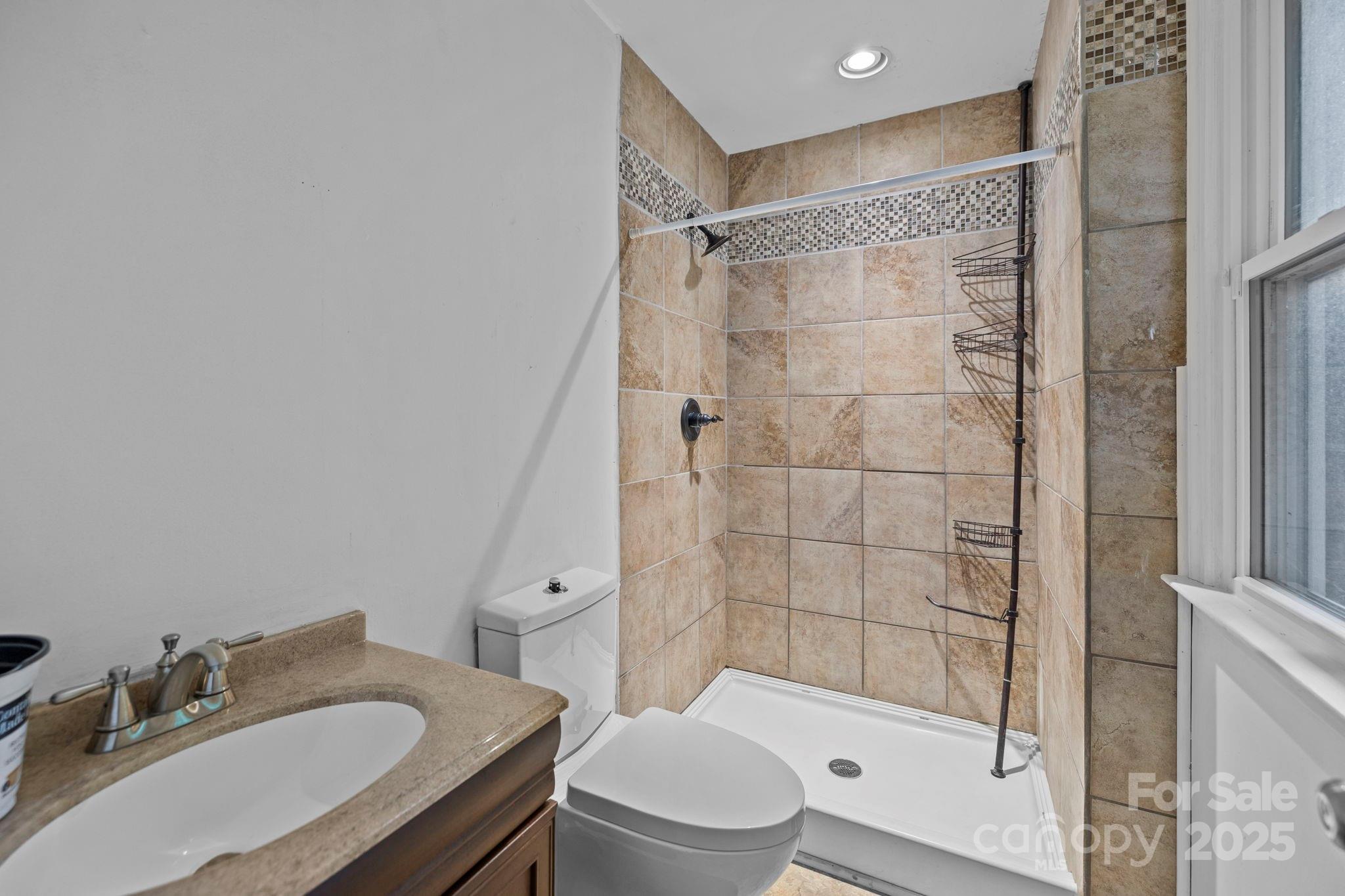 8321 Starnes Randall Road Property Photo 20