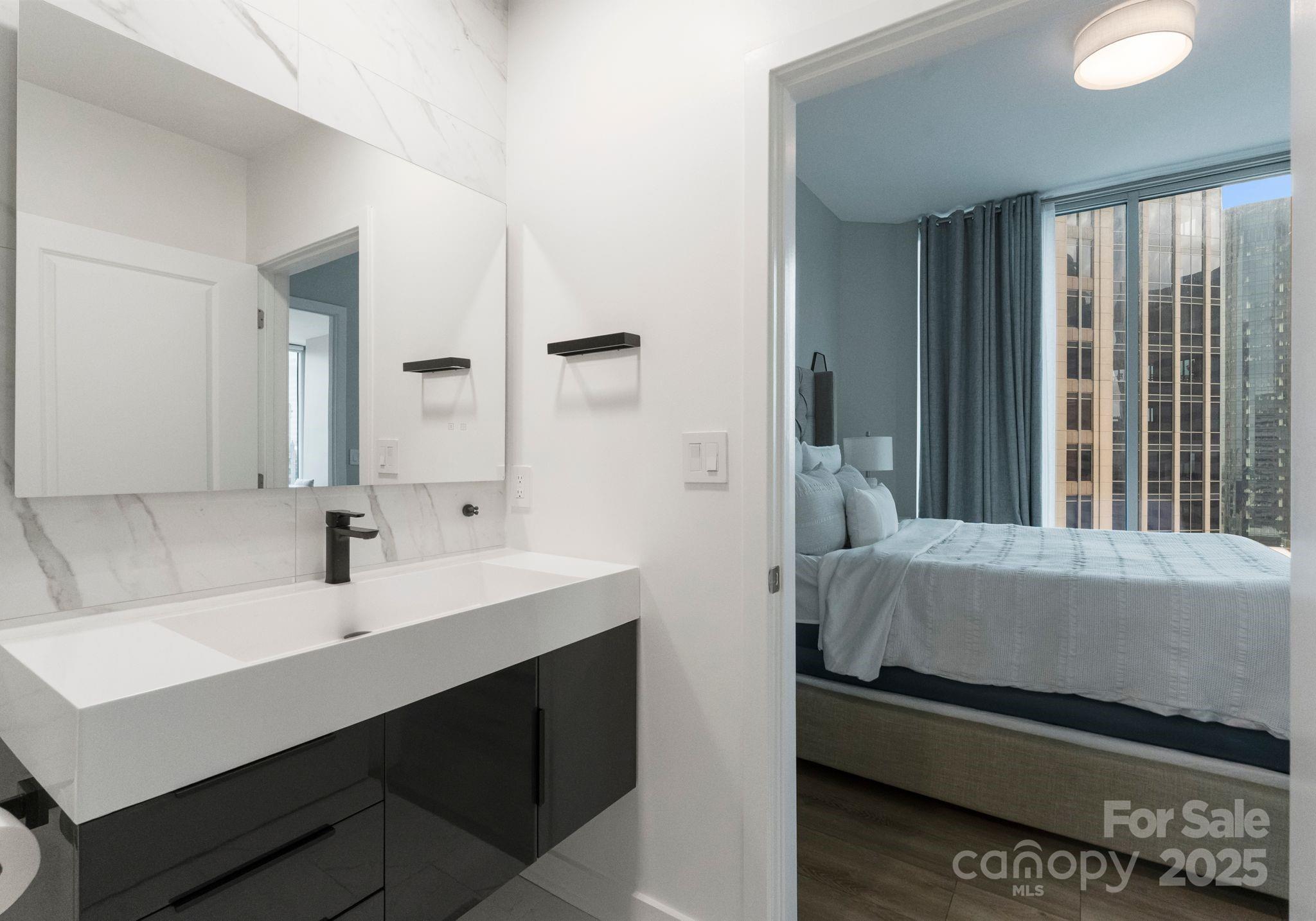 210 N Church Street 1801 Property Photo 15