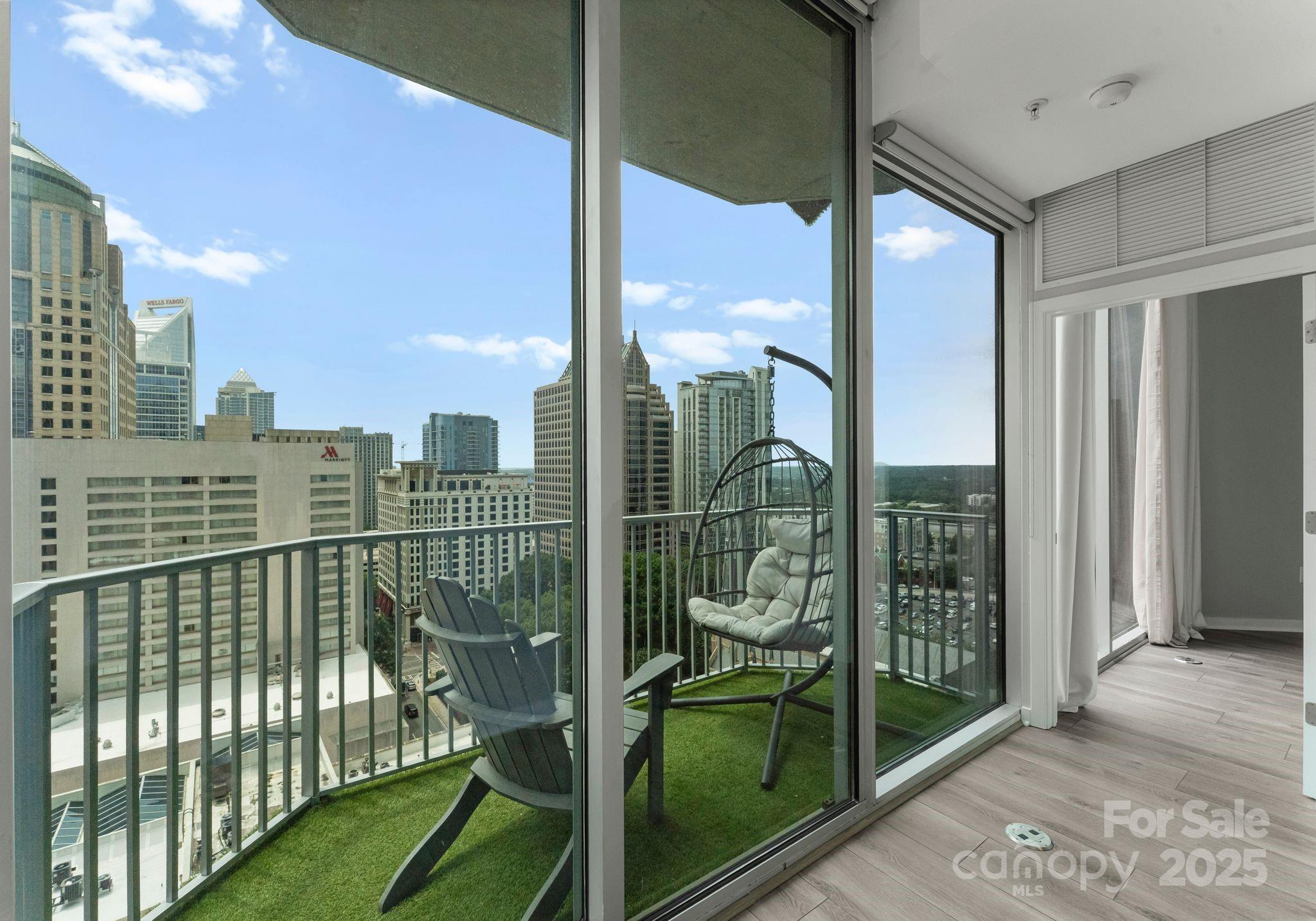 210 N Church Street 1801 Property Photo 20