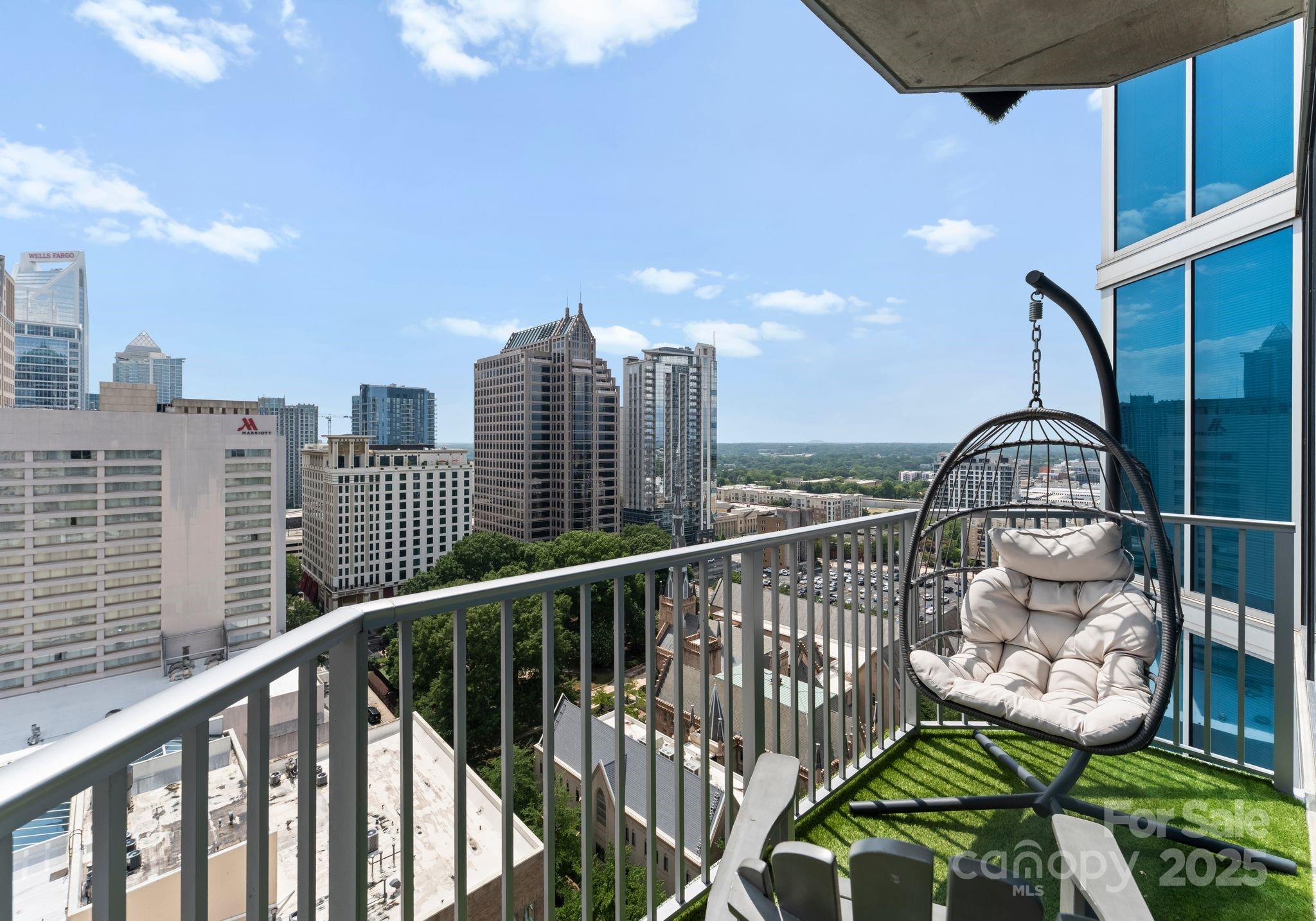 210 N Church Street 1801 Property Photo 22