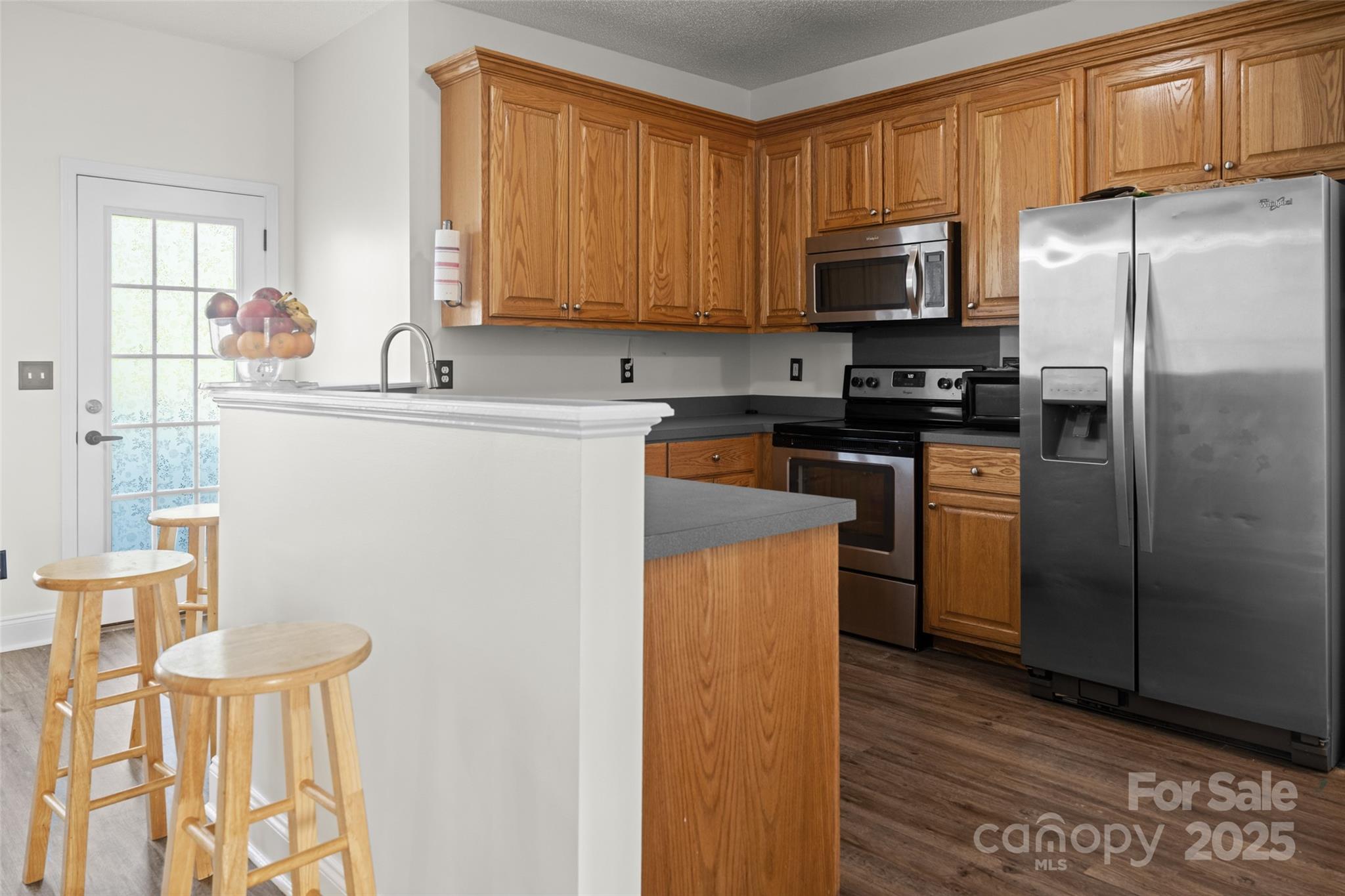 215 Birchwood Court Property Photo 9