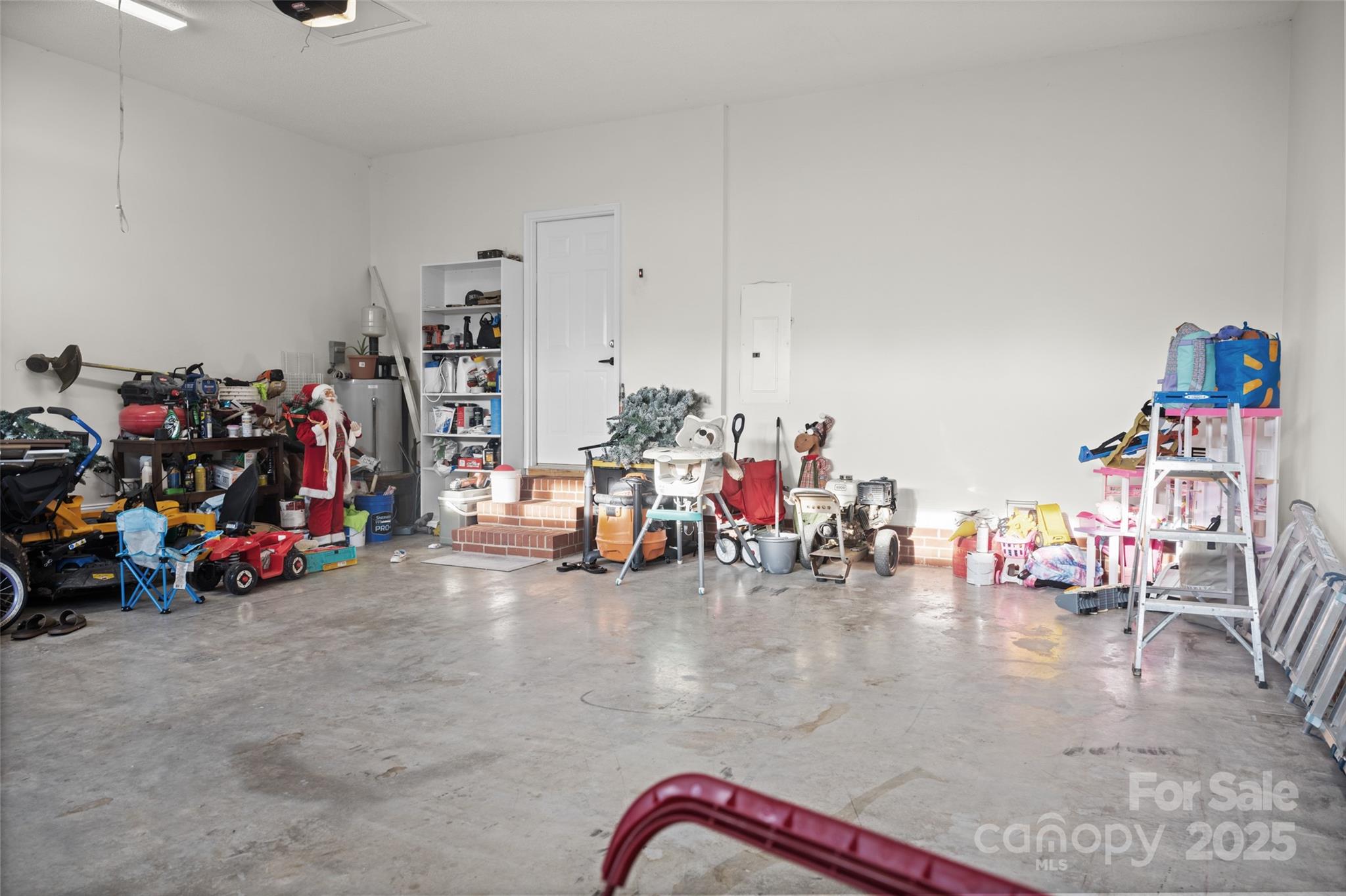215 Birchwood Court Property Photo 24