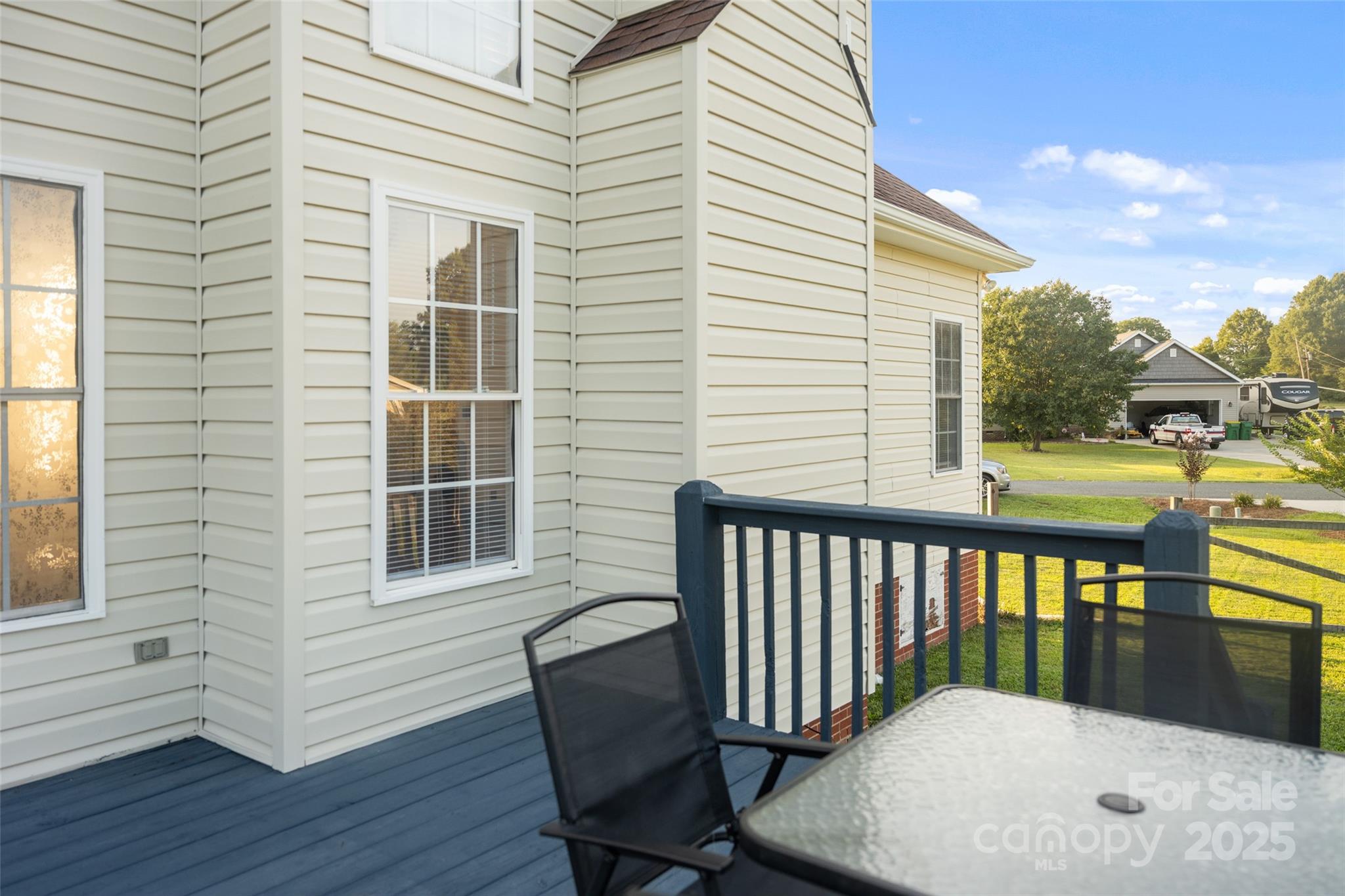 215 Birchwood Court Property Photo 28