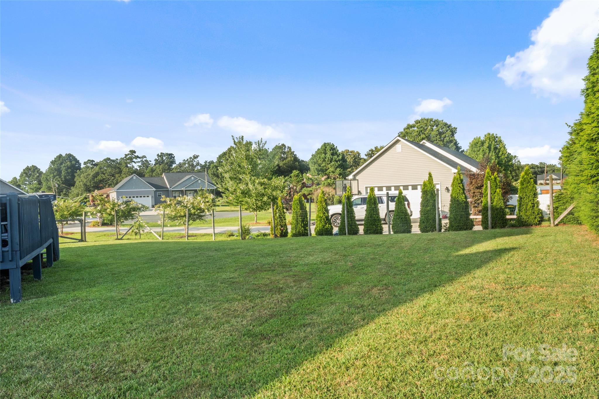 215 Birchwood Court Property Photo 31