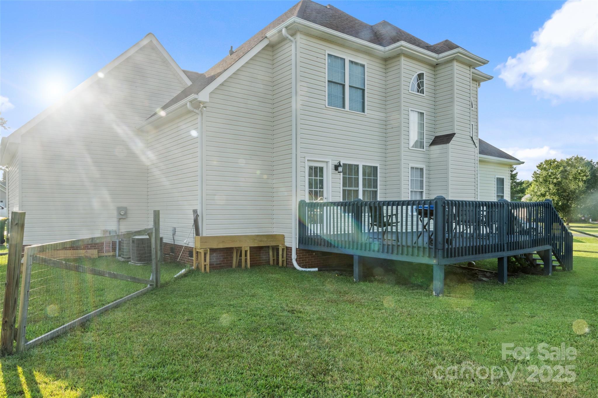 215 Birchwood Court Property Photo 33