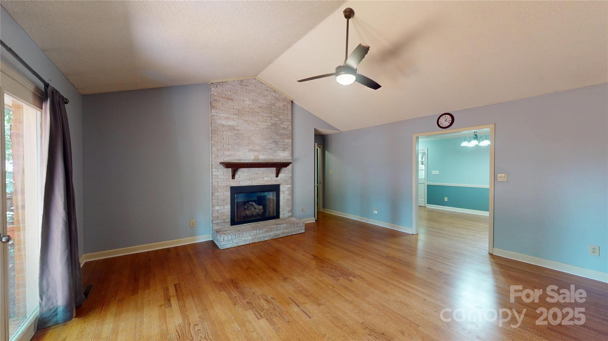 1302 Kensington Place Property Photo 9