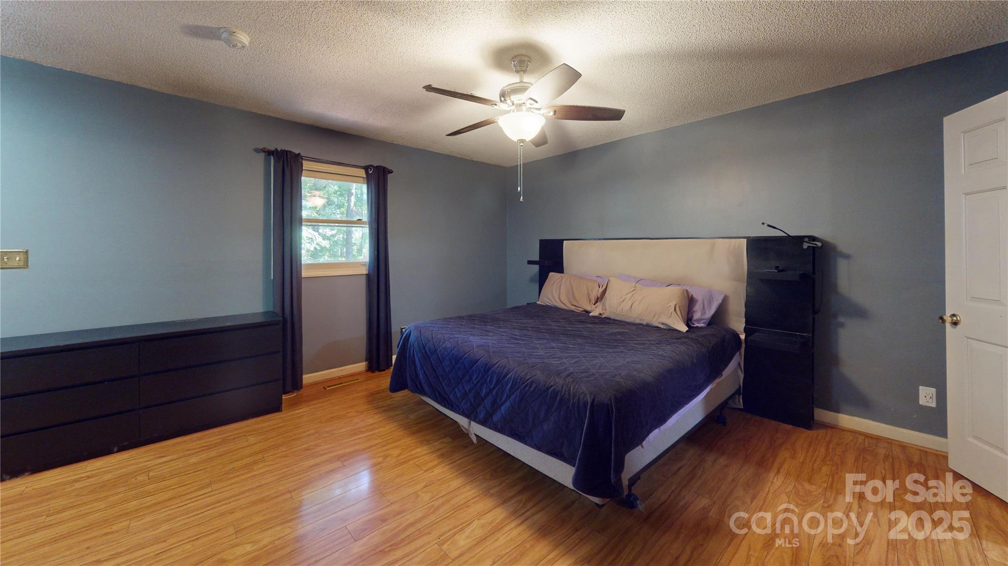 1302 Kensington Place Property Photo 14