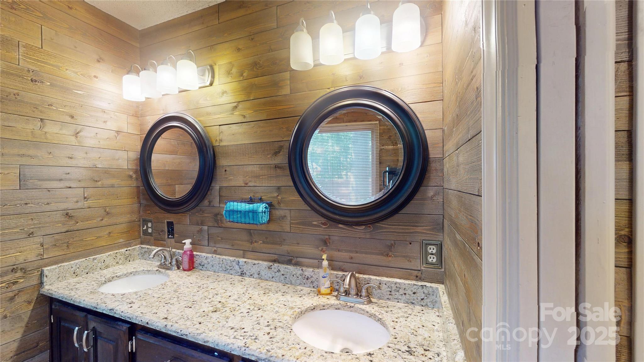 1302 Kensington Place Property Photo 15