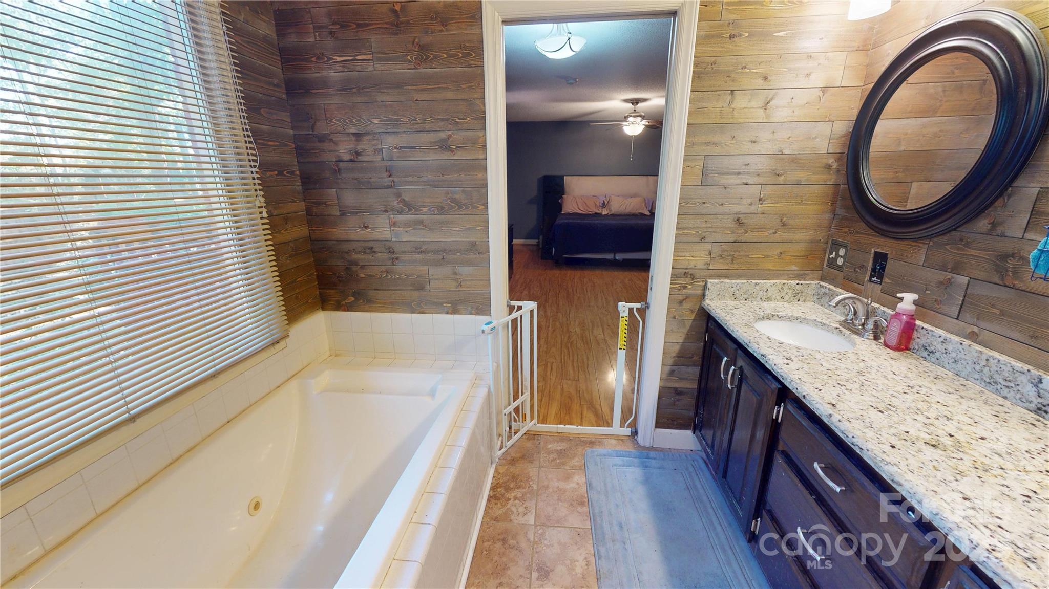 1302 Kensington Place Property Photo 16