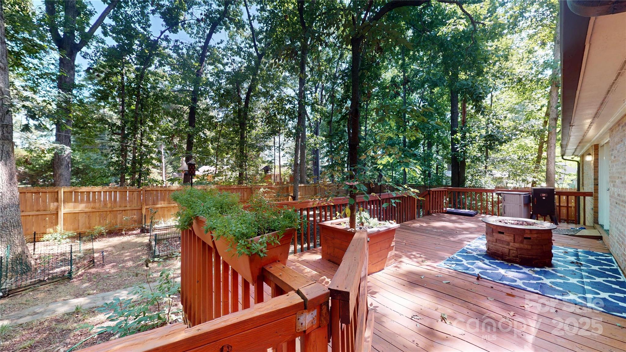 1302 Kensington Place Property Photo 24