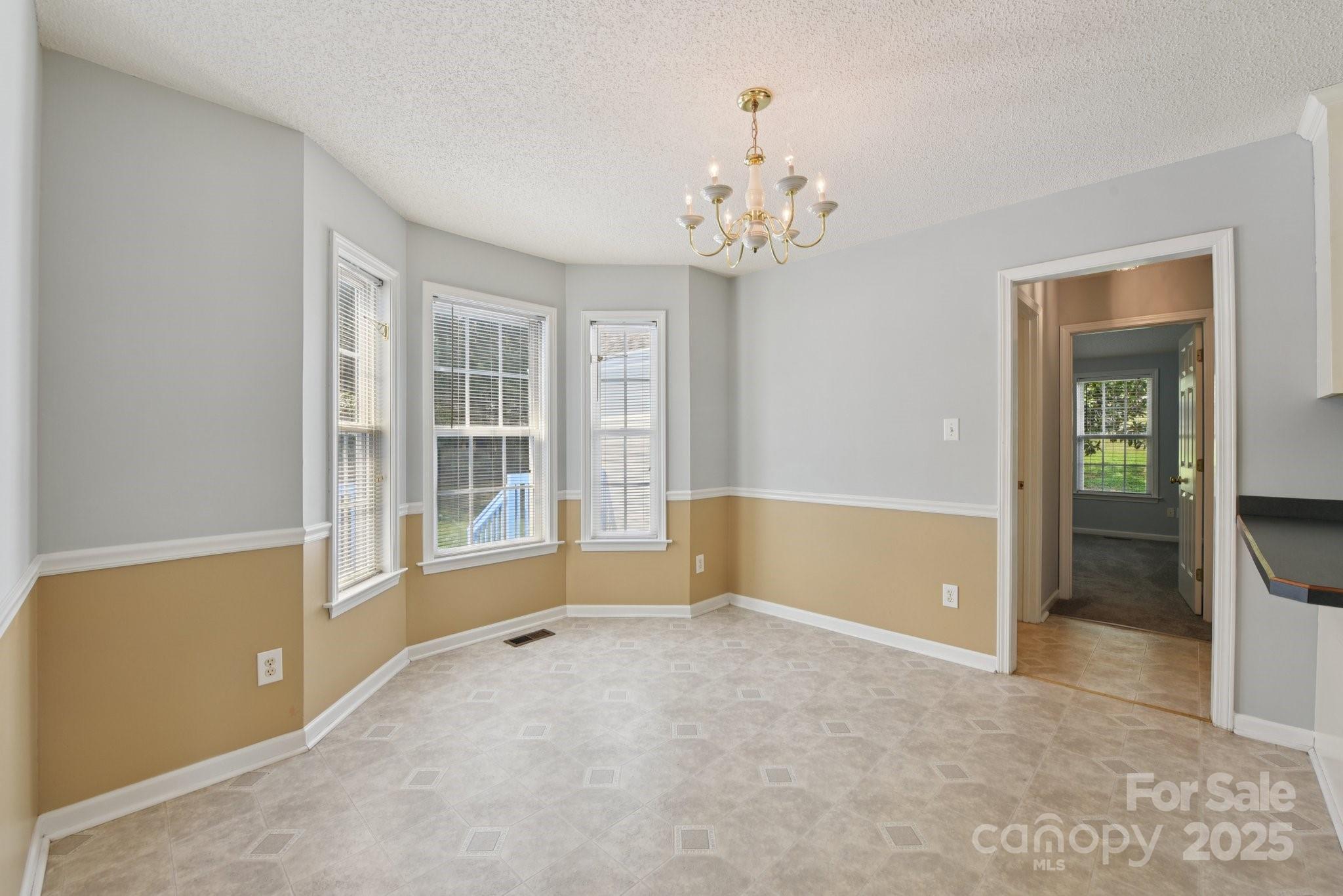 1114 Courtney Cove Court Property Photo 14