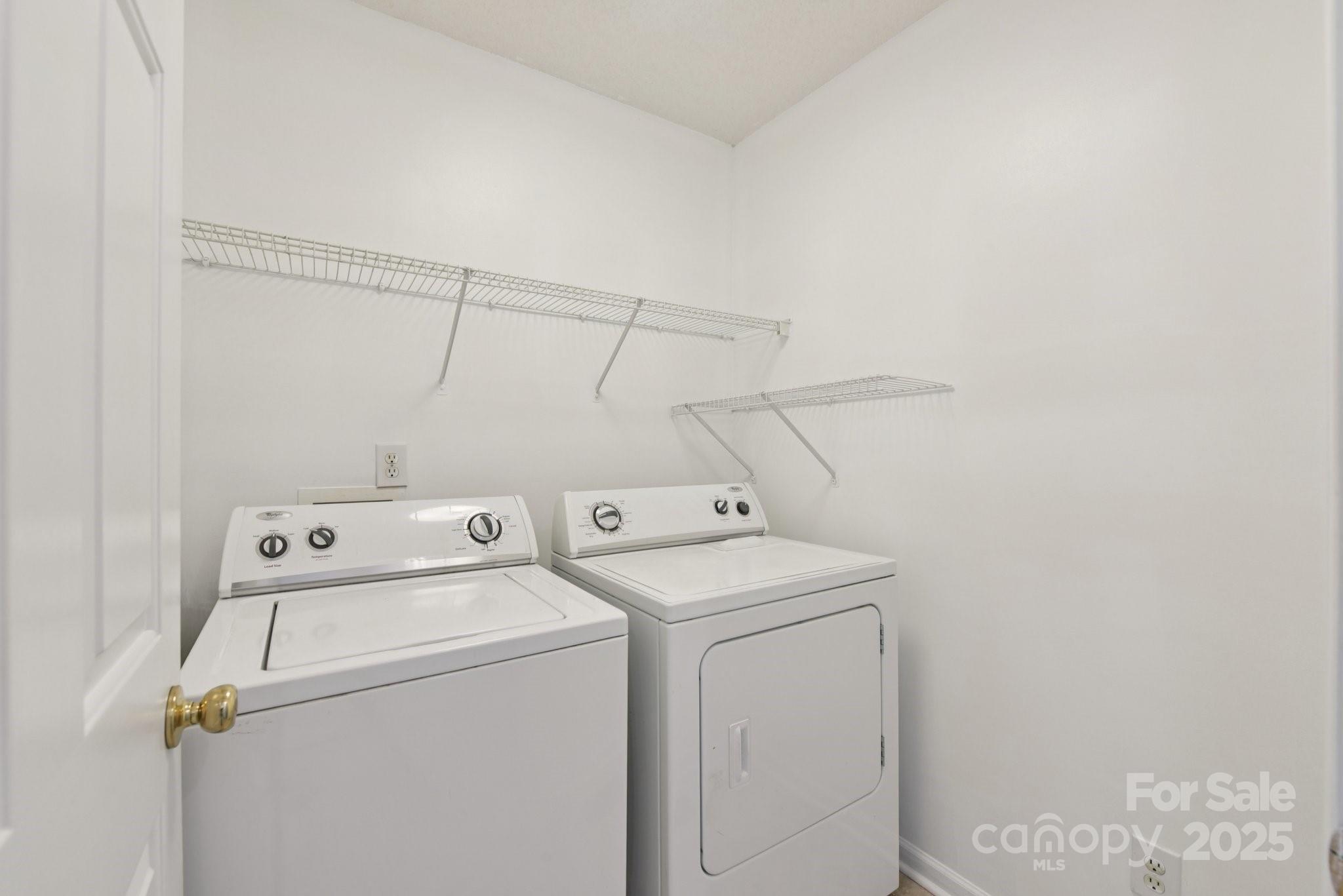 1114 Courtney Cove Court Property Photo 15