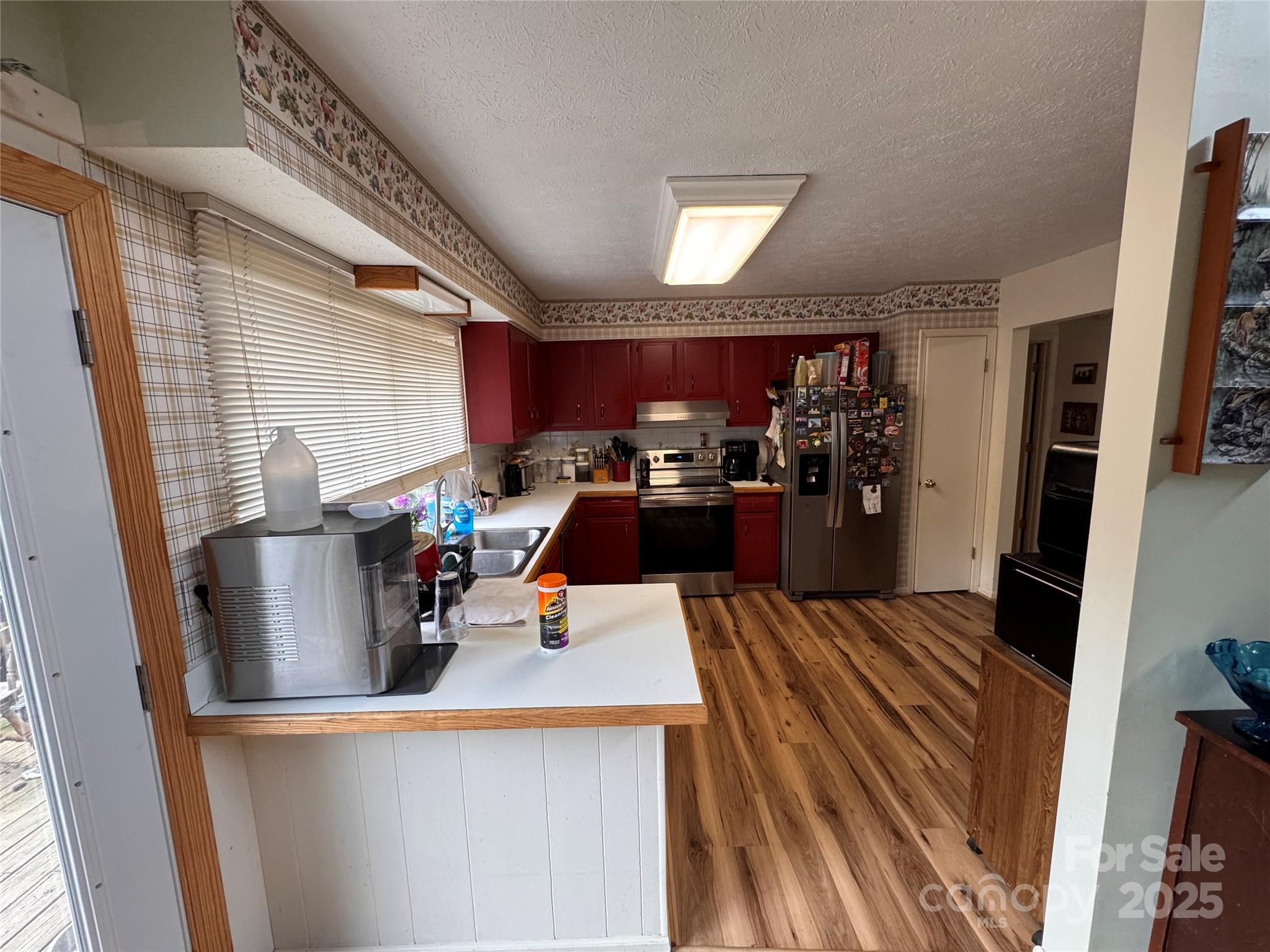 15 Golden Oaks Lane Property Photo 9