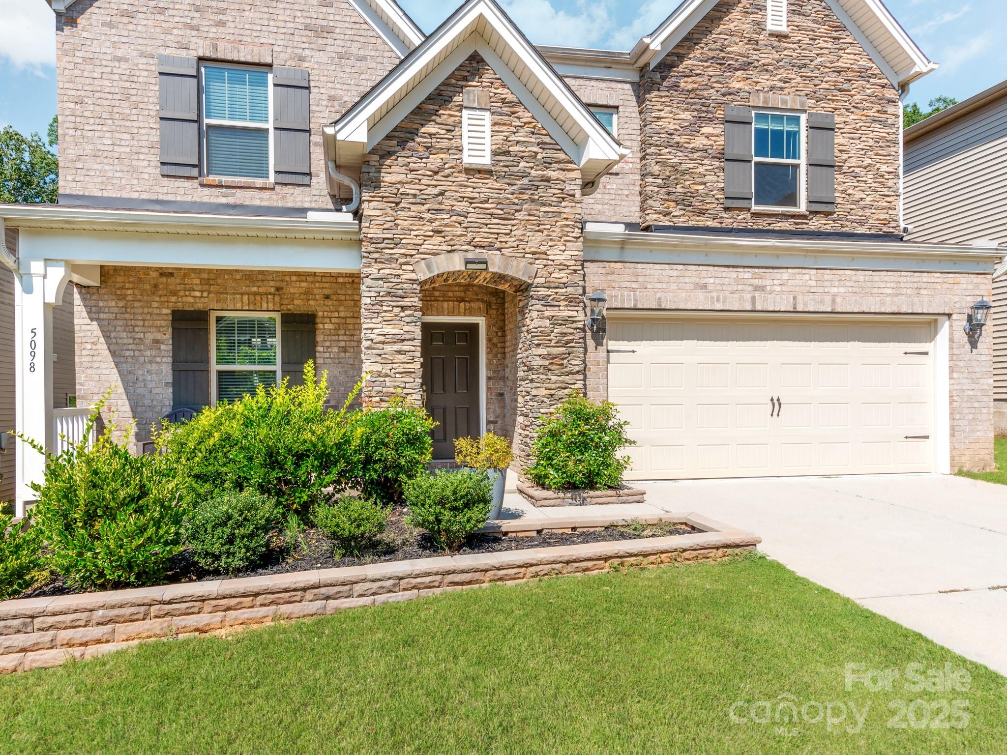 5098 Burnwald Court Property Photo 2