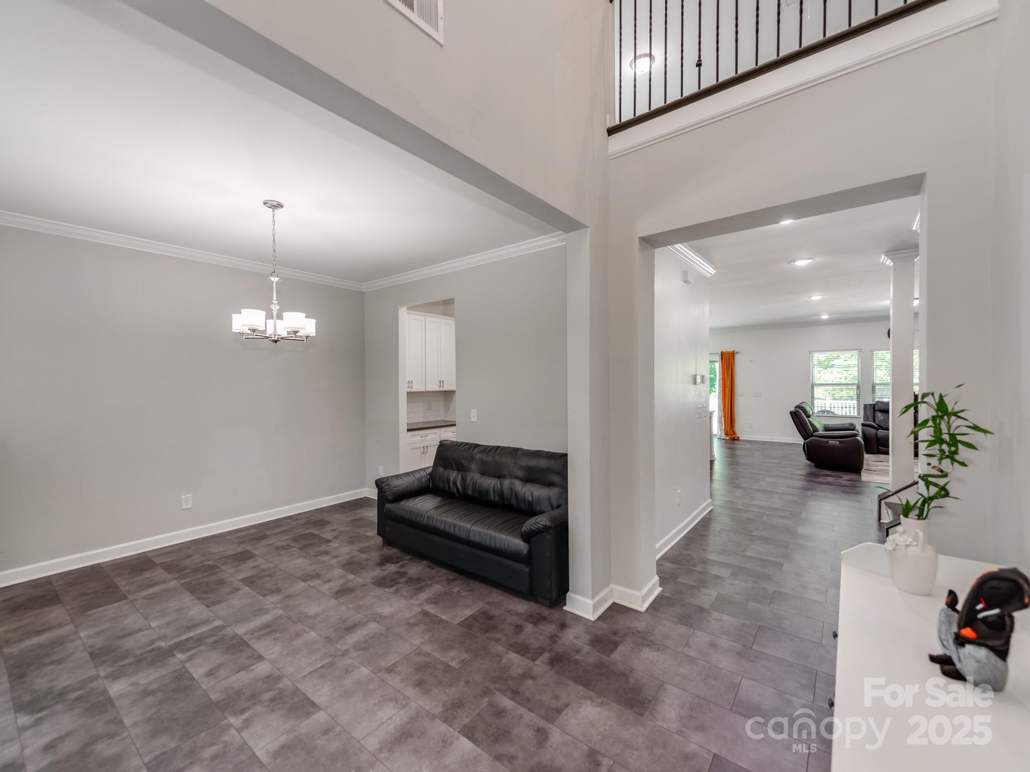 5098 Burnwald Court Property Photo 4