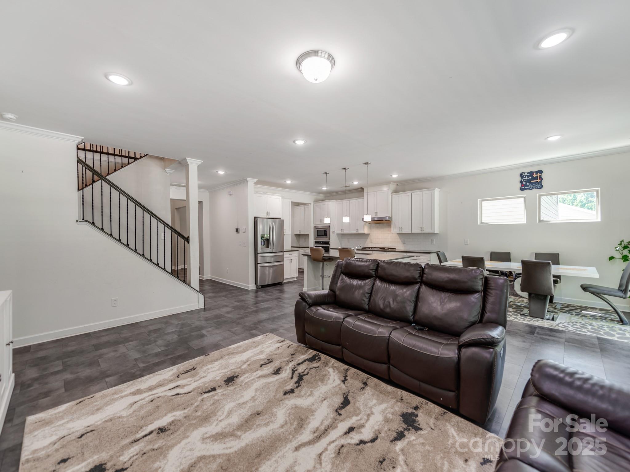 5098 Burnwald Court Property Photo 10