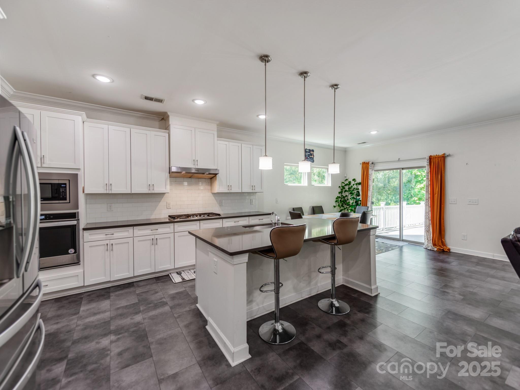 5098 Burnwald Court Property Photo 12