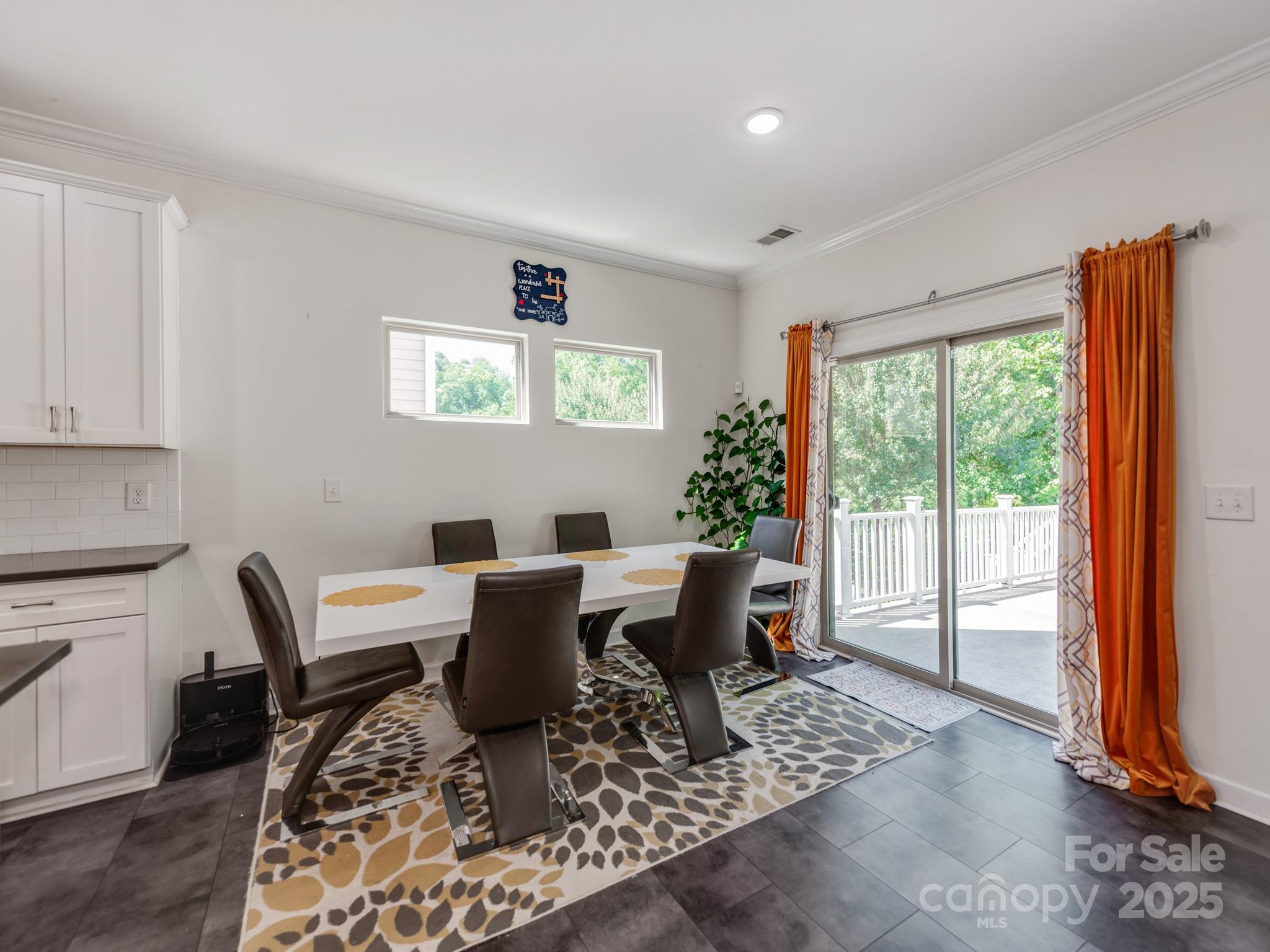 5098 Burnwald Court Property Photo 18