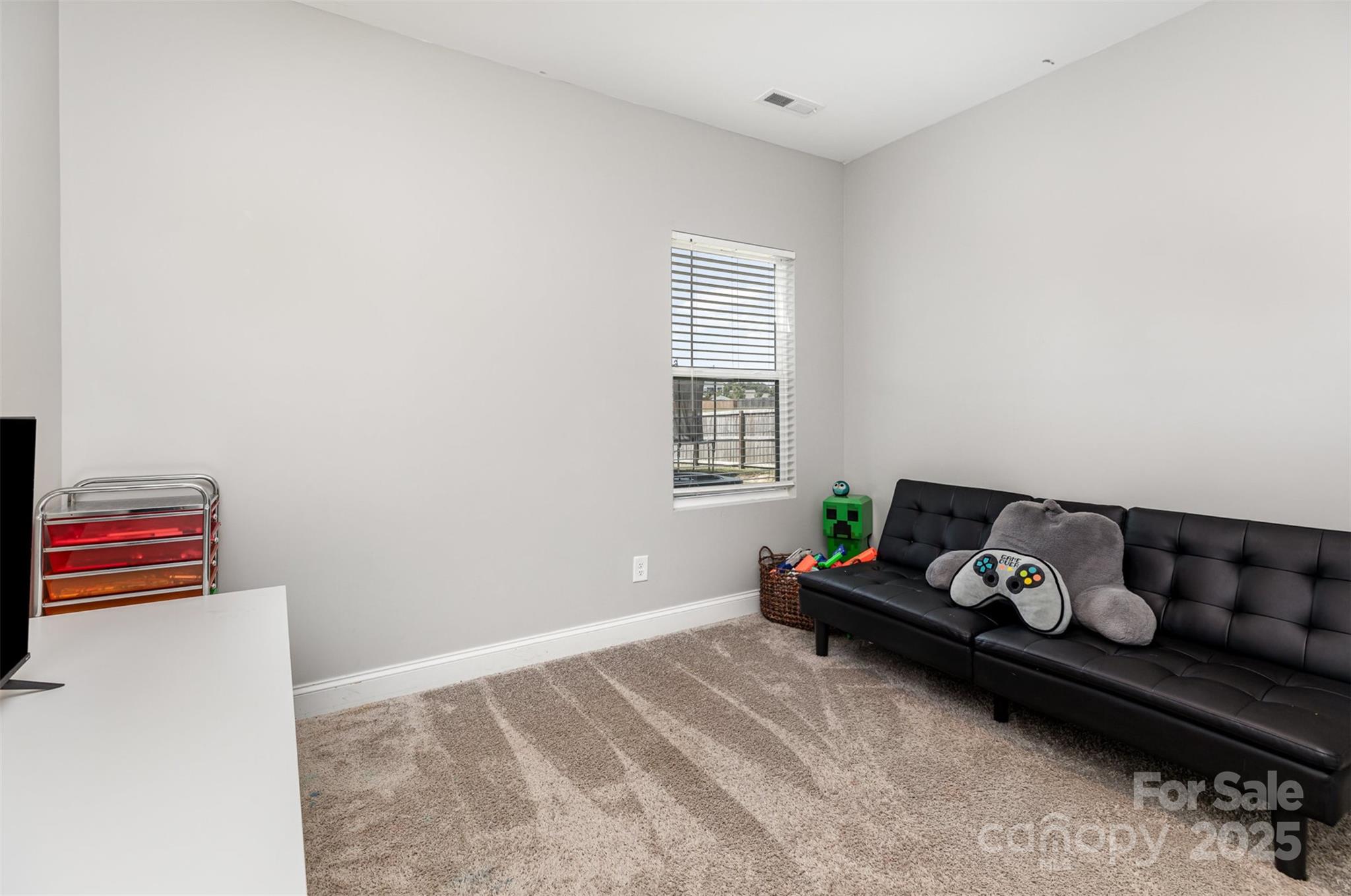 3648 Allenby Place Property Photo 11