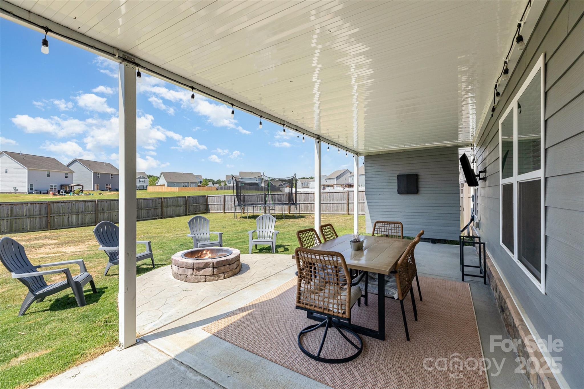 3648 Allenby Place Property Photo 22
