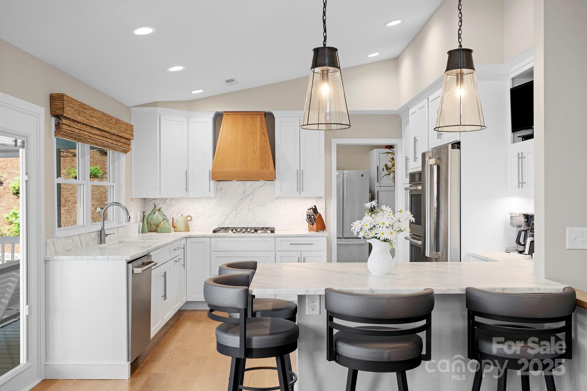 10 Audubon Drive Property Photo 14