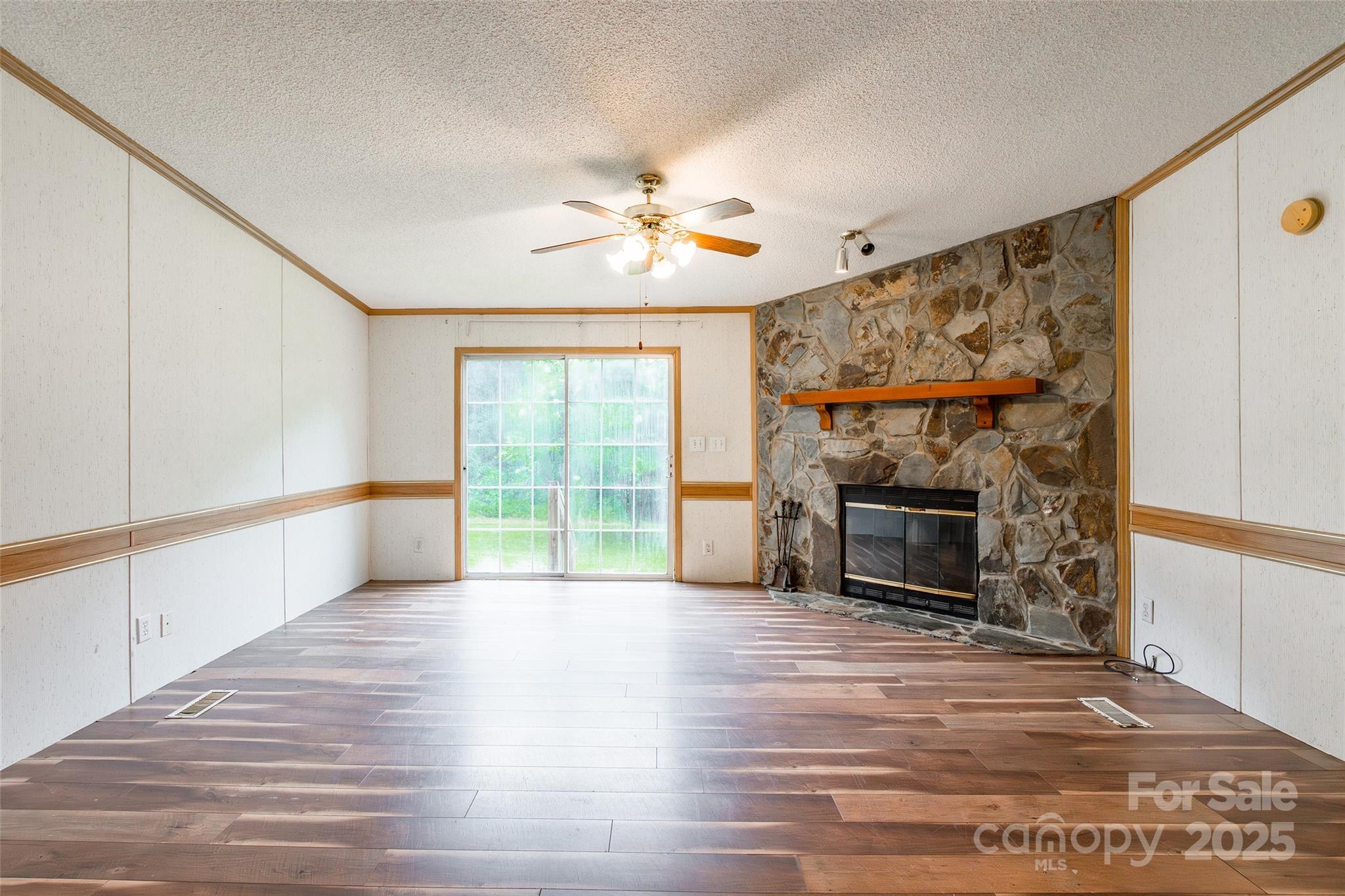 128 Scroggs Cemetery Road Property Photo 8