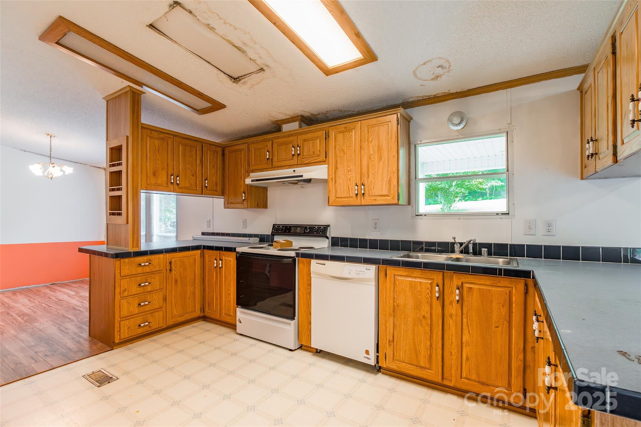 128 Scroggs Cemetery Road Property Photo 14