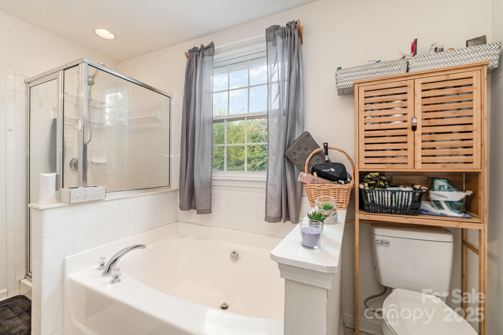 4016 Holly Villa Circle Property Photo 25