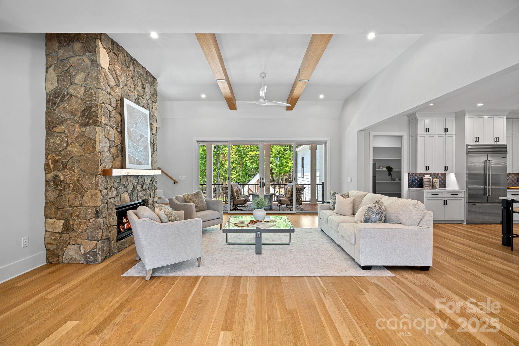 2010 Bessbrook Road Property Photo 7