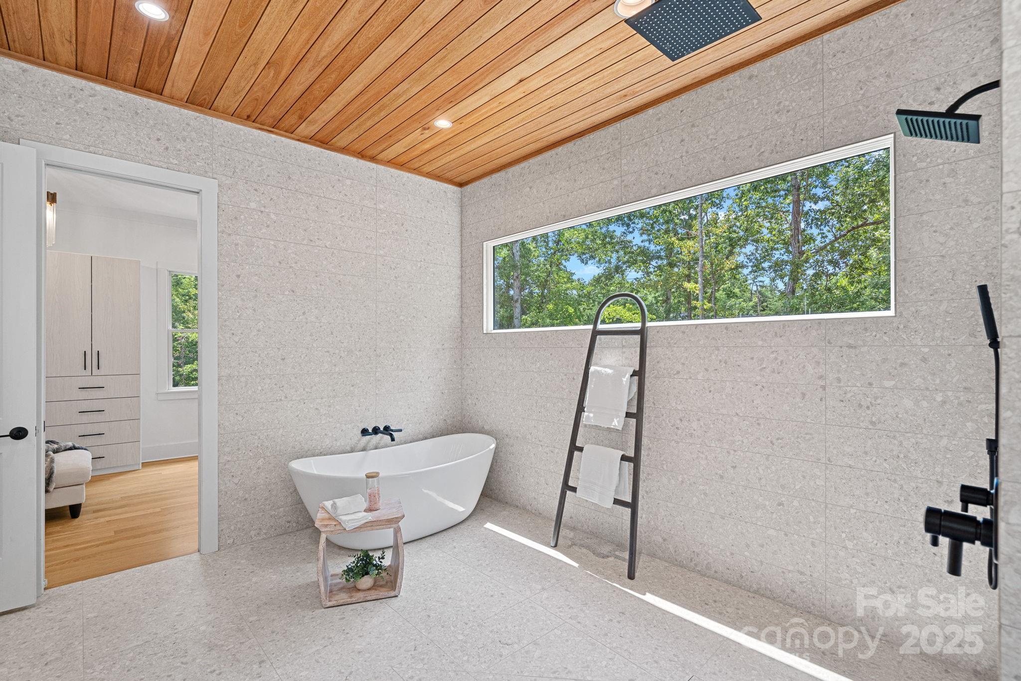 2010 Bessbrook Road Property Photo 11