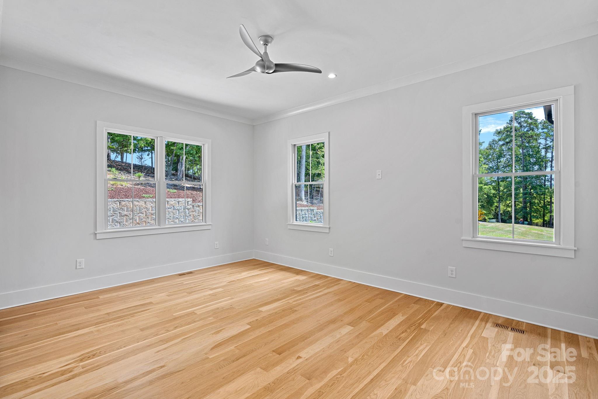 2010 Bessbrook Road Property Photo 14