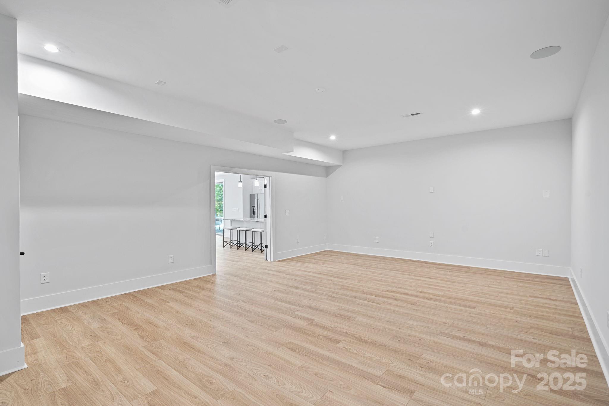 2010 Bessbrook Road Property Photo 30