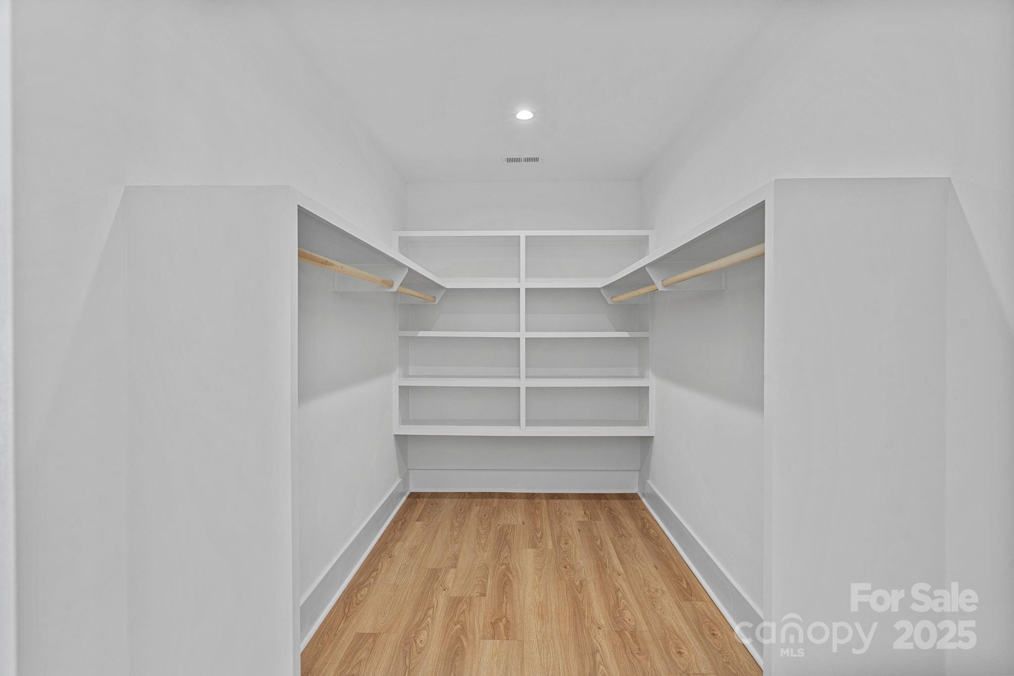 2010 Bessbrook Road Property Photo 37