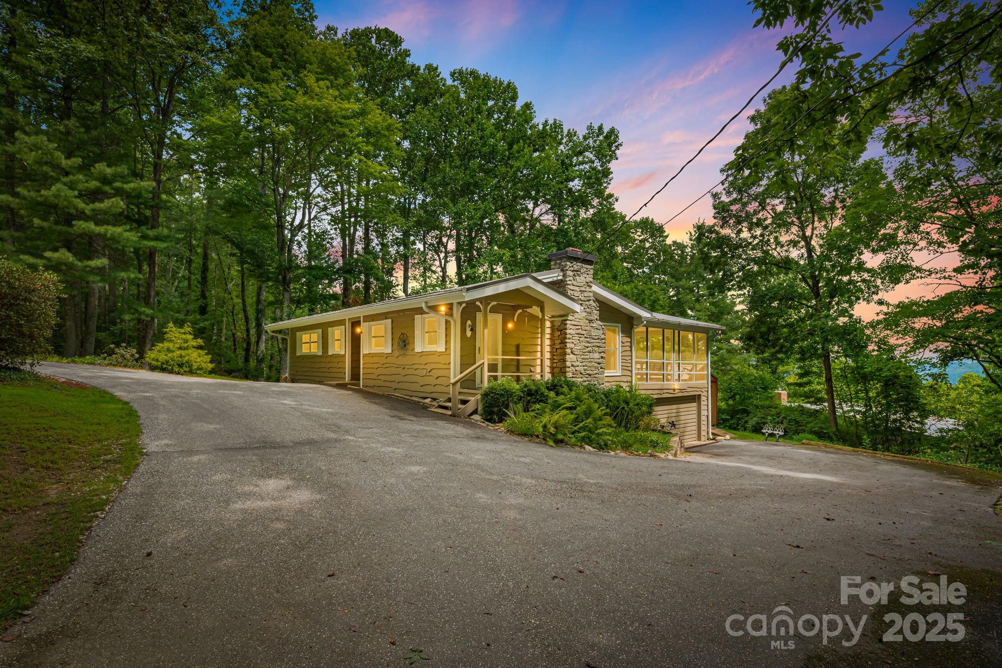 20 Ridgeview Road Property Photo 1