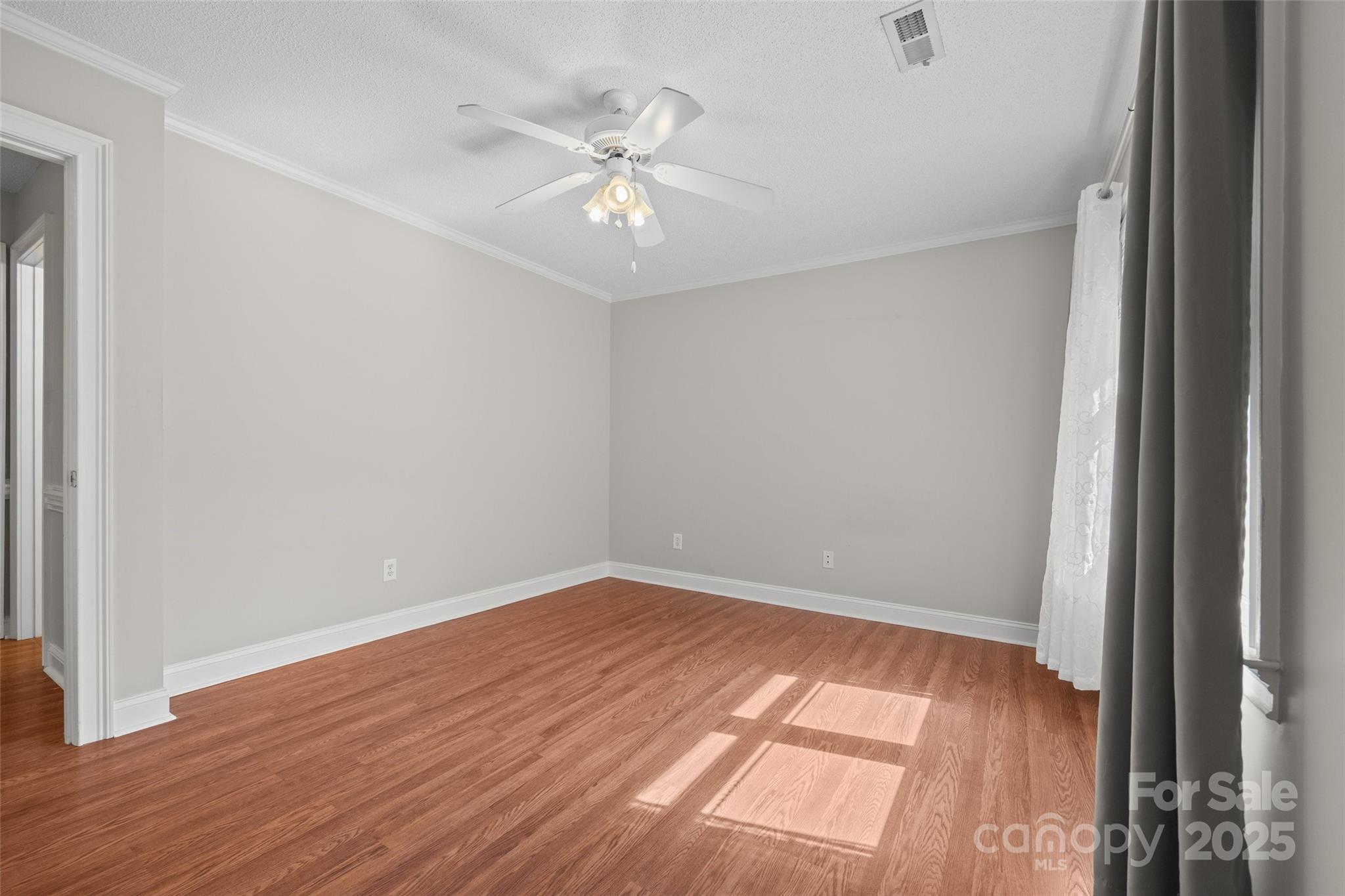 3152 Devonshire Drive 2 Property Photo 15