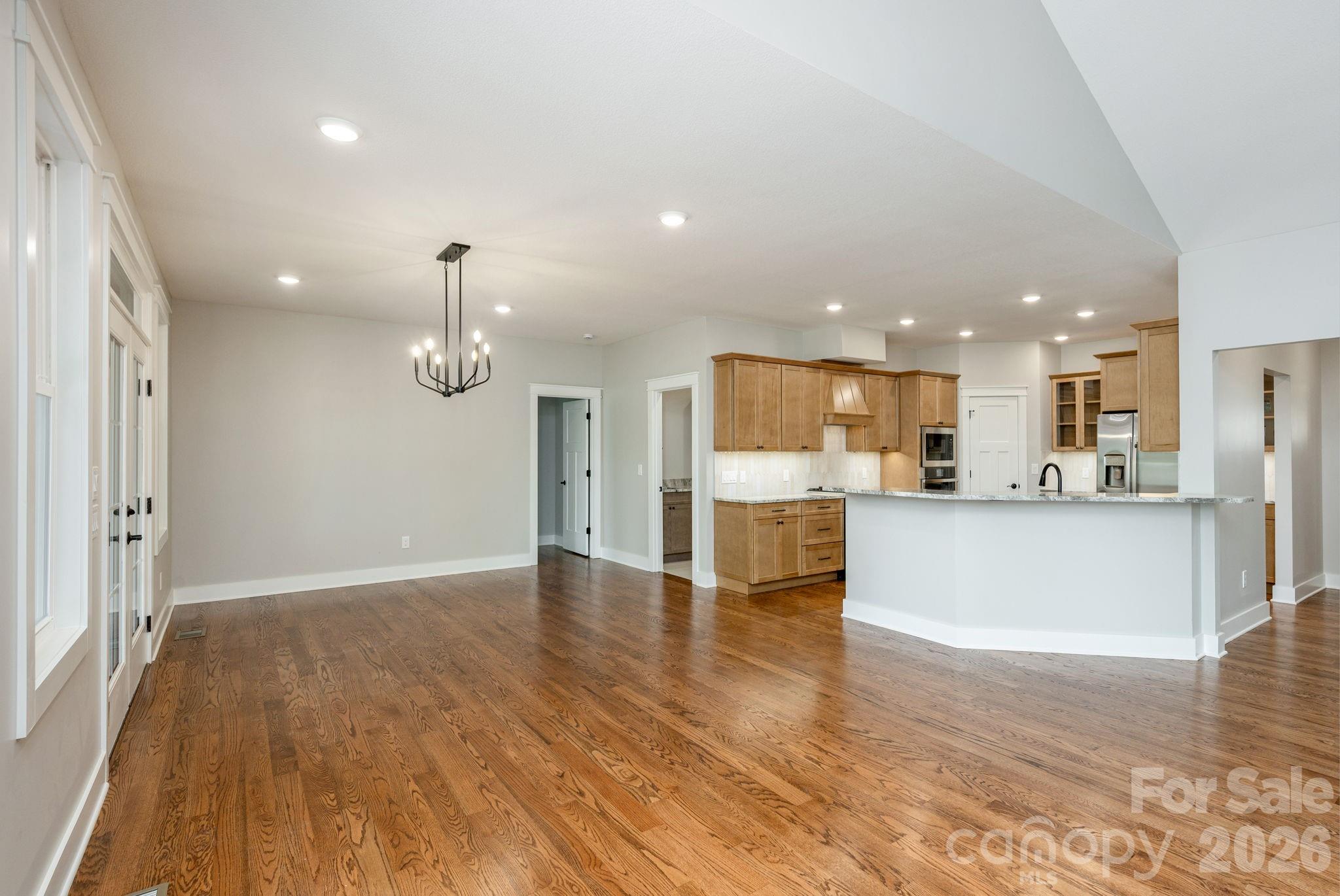 634 Hollybrook Drive Property Photo 11