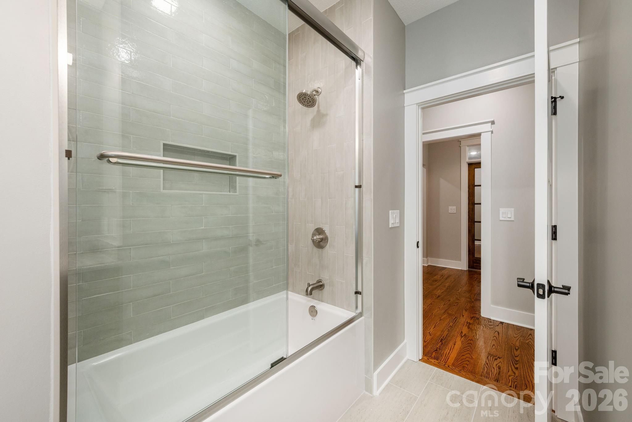 634 Hollybrook Drive Property Photo 31