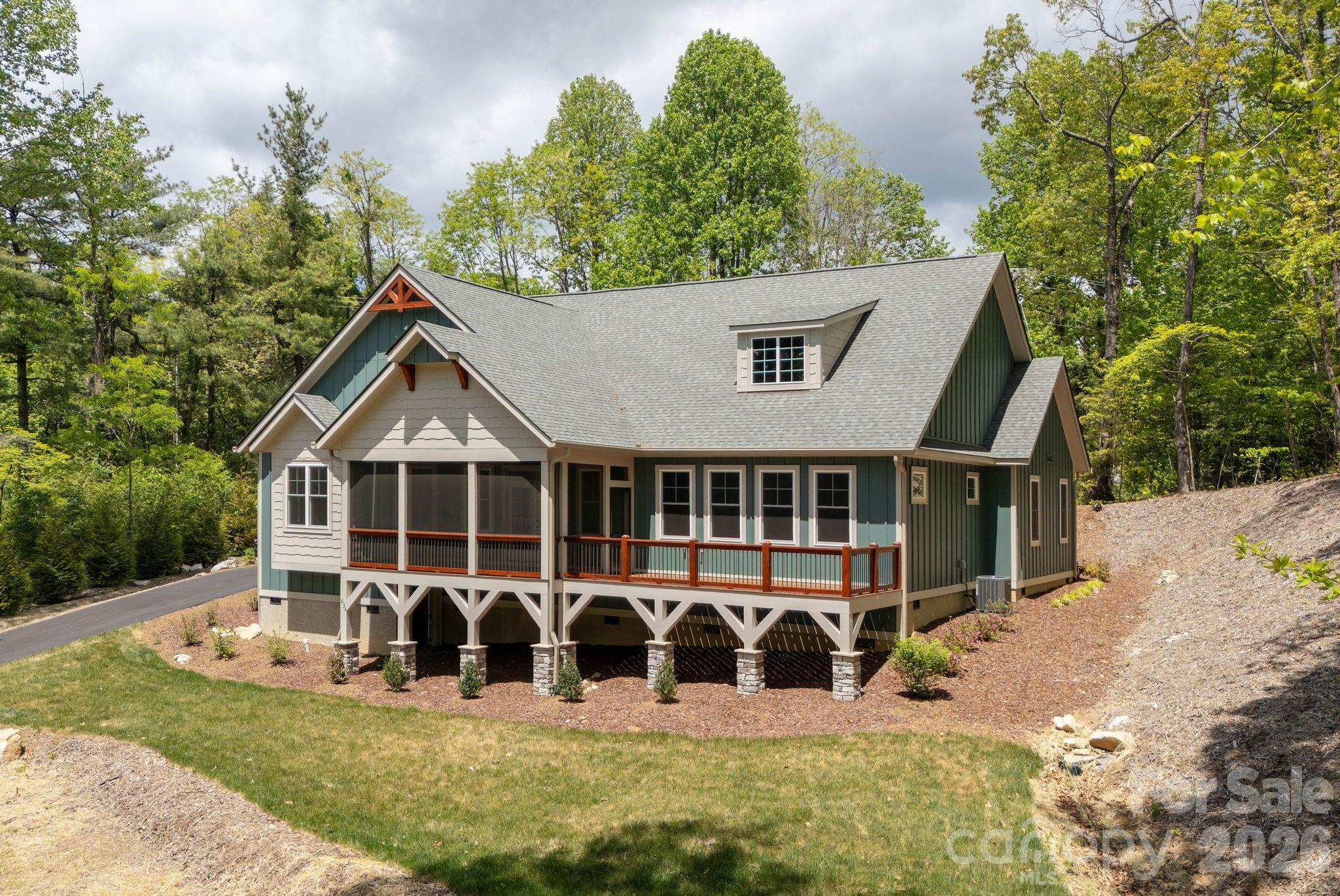 634 Hollybrook Drive Property Photo 36