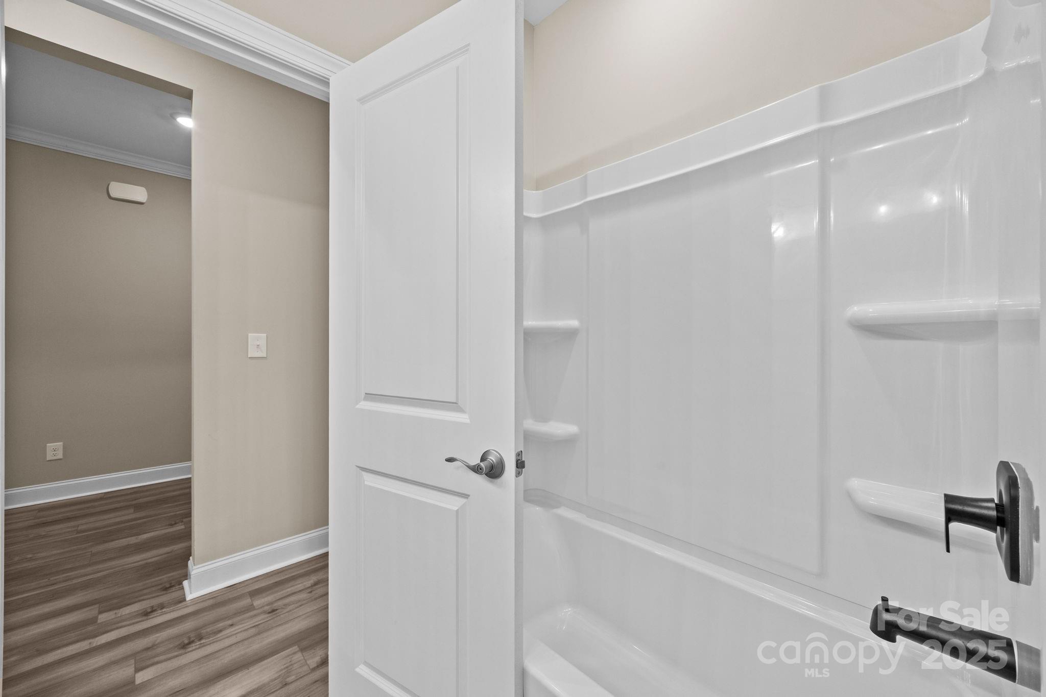 5240 Birchhill Road Property Photo 18