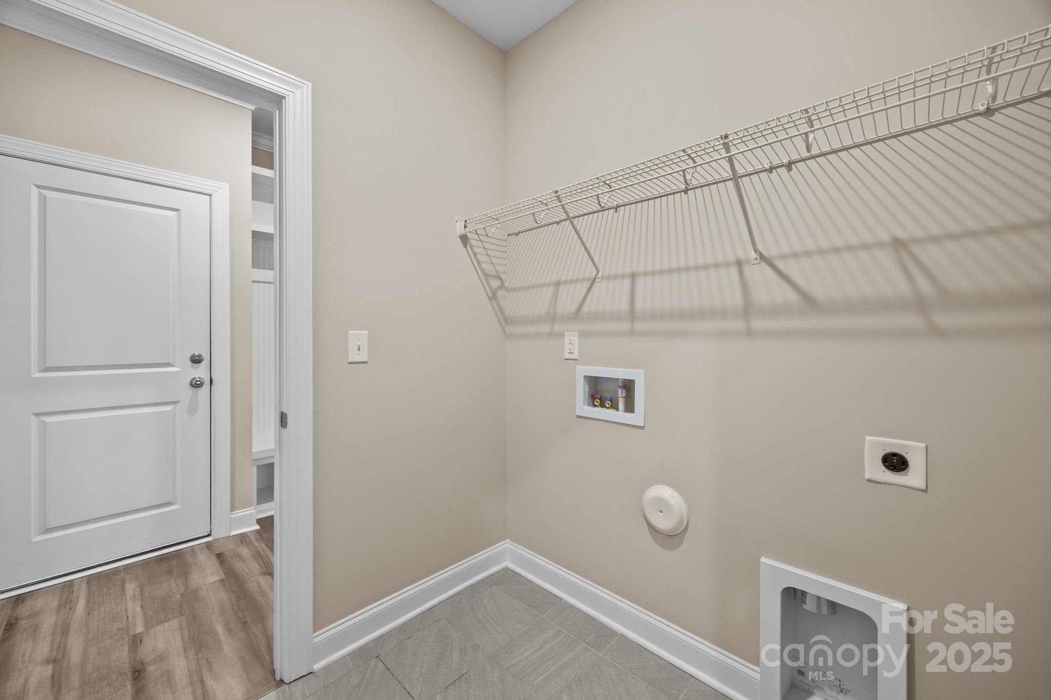 5240 Birchhill Road Property Photo 24