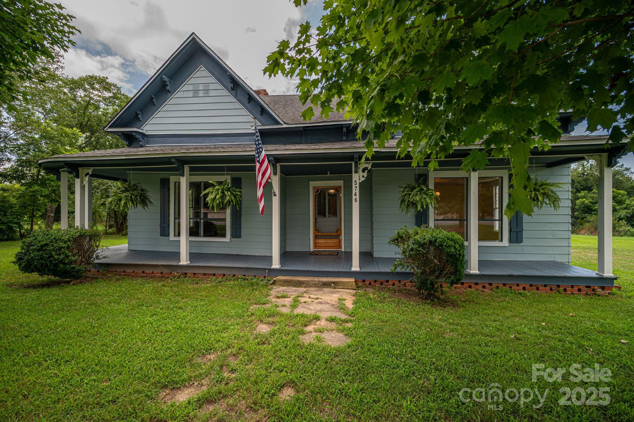 5746 Casar Road