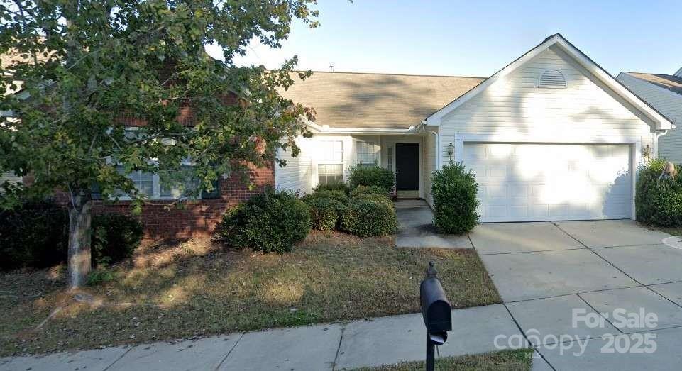 7004 Paddle Wheel Lane Property Photo 1