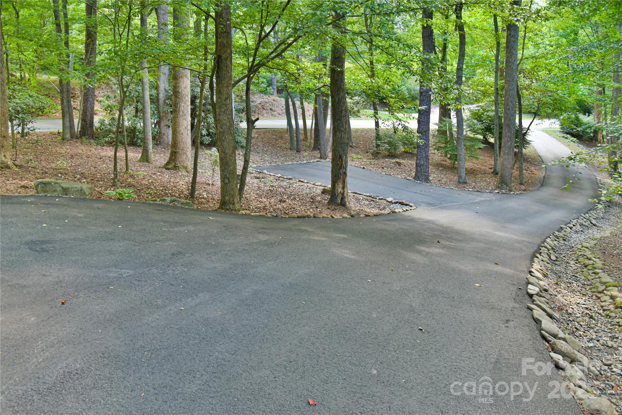 409 North Fork Road Property Photo 44